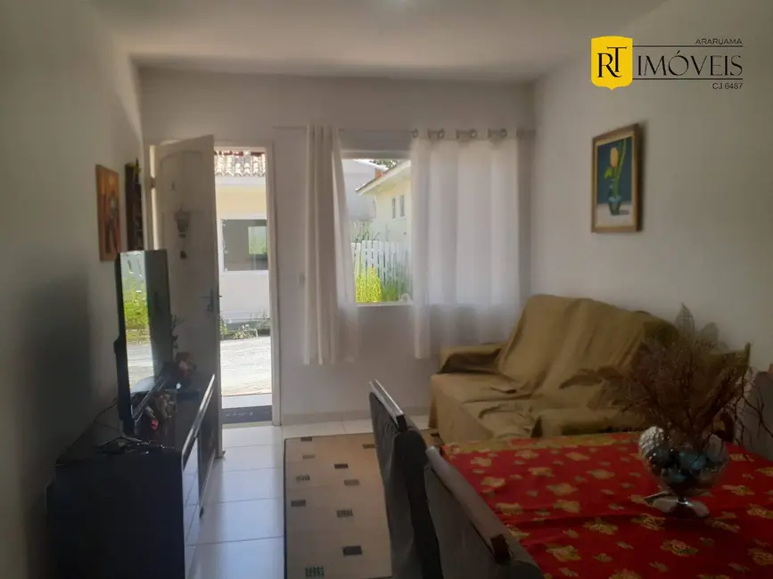 Foto 4 de Casa com 2 quartos à venda, 180m2 em Araruama - RJ