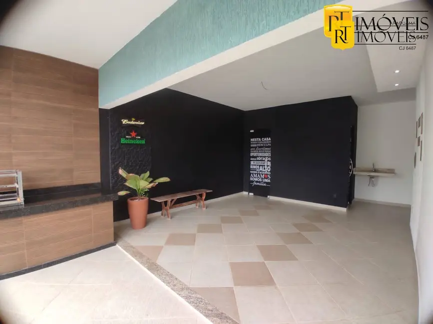 Foto 8 de Casa com 2 quartos à venda, 160m2 em Araruama - RJ