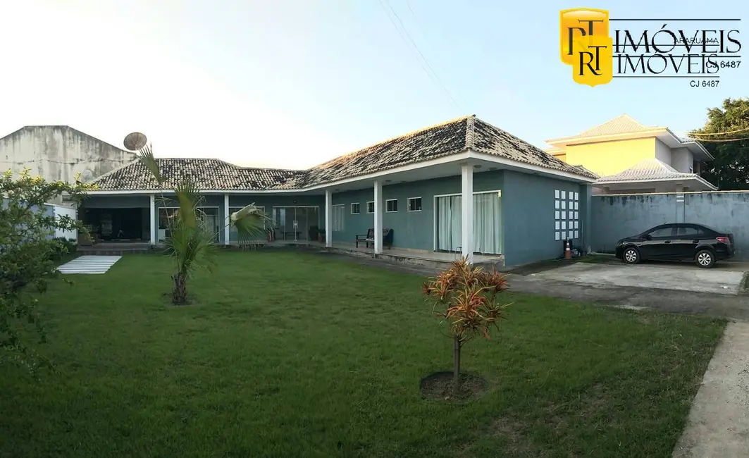 Foto 1 de Casa com 2 quartos à venda, 160m2 em Araruama - RJ