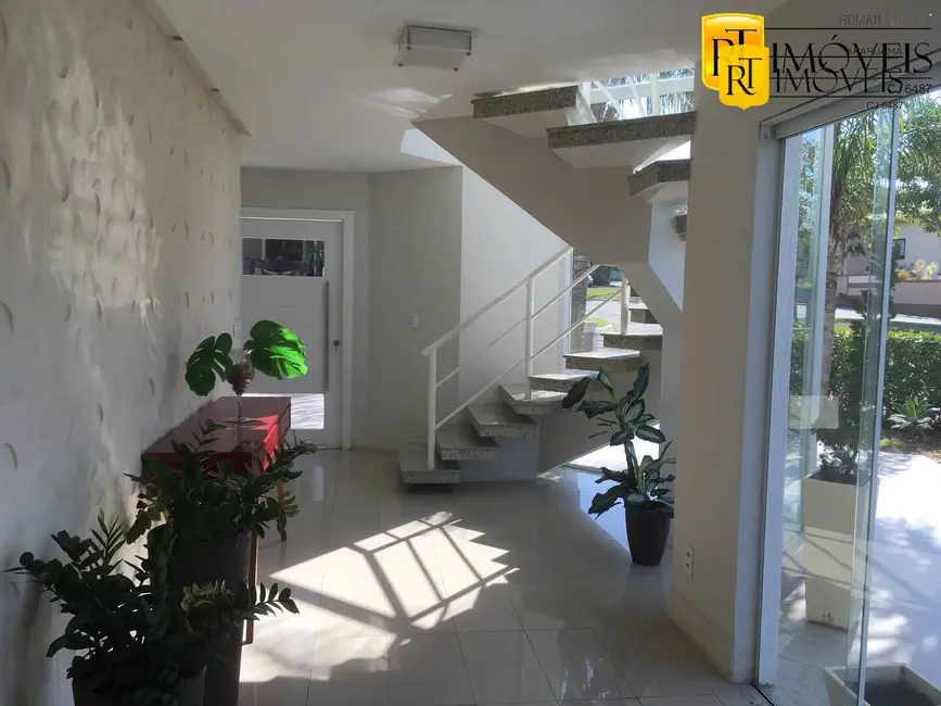 Foto 7 de Casa com 4 quartos à venda, 283m2 em Araruama - RJ