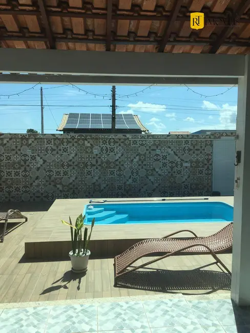 Casa com 3 quartos à venda, 206m2 em Iguaba Grande - RJ - imagem 2 Foto 2 de Casa com 3 quartos à venda, 206m2 em Iguaba Grande - RJ