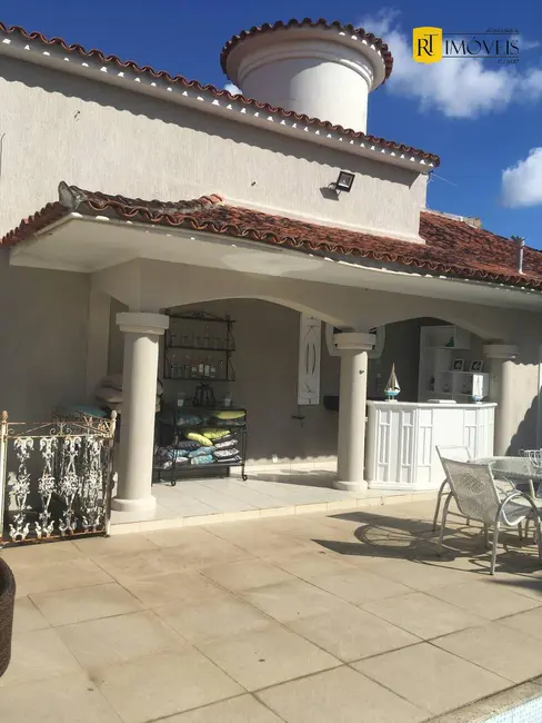 Foto 6 de Casa com 4 quartos à venda, 354m2 em Araruama - RJ