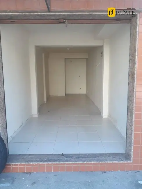 Sala Comercial à venda e para alugar, 20m2 em Centro, Araruama - RJ - imagem 4 Foto 4 de Sala Comercial à venda e para alugar, 20m2 em Centro, Araruama - RJ