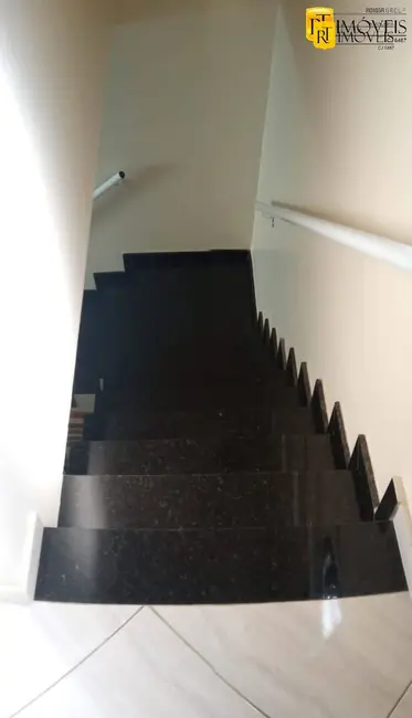 Foto 7 de Casa com 3 quartos à venda, 100m2 em Araruama - RJ