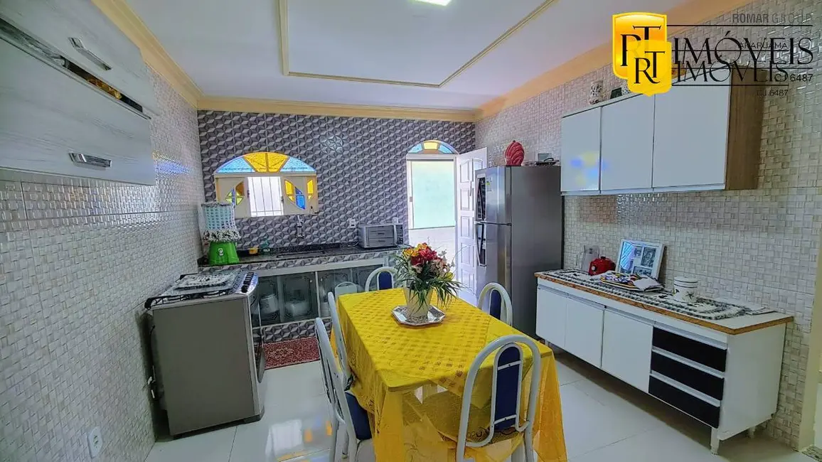 Casa com 3 quartos à venda, 225m2 em Araruama - RJ - imagem 4 Foto 4 de Casa com 3 quartos à venda, 225m2 em Araruama - RJ