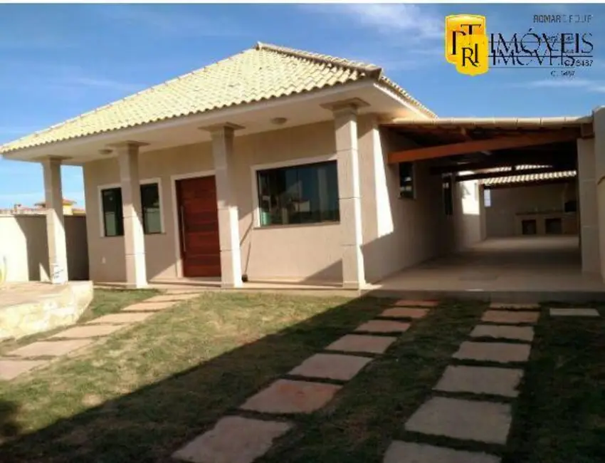 Foto 1 de Casa de Condomínio com 3 quartos à venda, 265m2 em Araruama - RJ