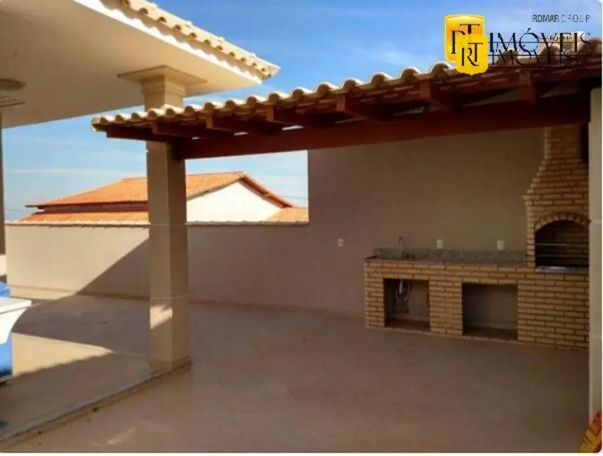 Foto 6 de Casa de Condomínio com 3 quartos à venda, 265m2 em Araruama - RJ