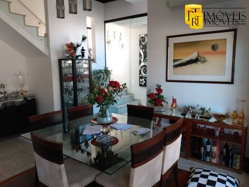 Foto 6 de Casa de Condomínio com 5 quartos à venda, 300m2 em Araruama - RJ