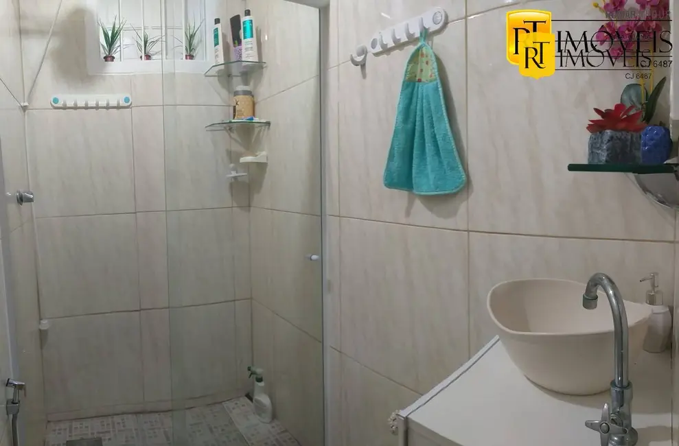 Casa com 3 quartos à venda, 100m2 em Araruama - RJ - imagem 6 Foto 6 de Casa com 3 quartos à venda, 100m2 em Araruama - RJ
