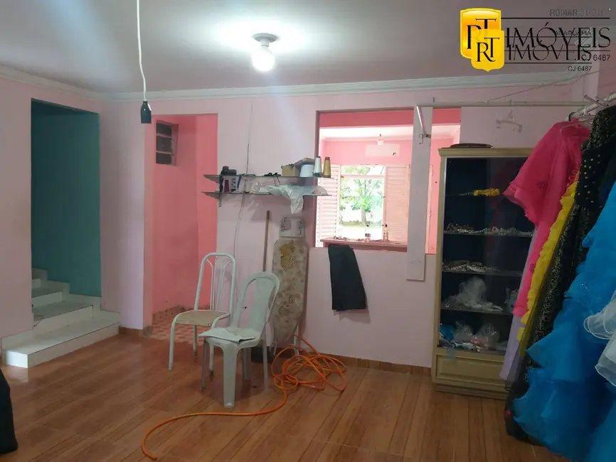 Foto 5 de Sobrado com 2 quartos à venda, 150m2 em Araruama - RJ