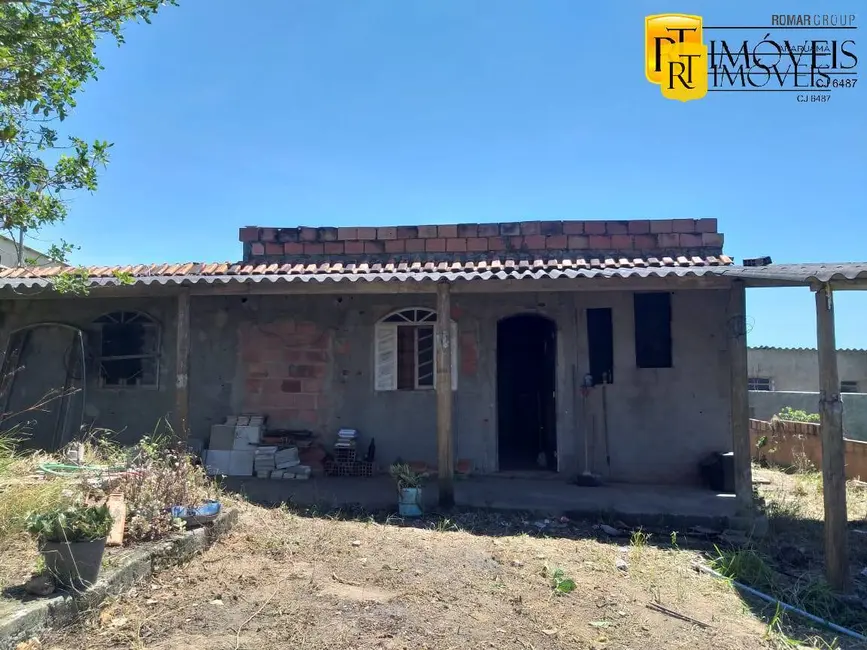 Foto 2 de Casa com 3 quartos à venda, 112m2 em Araruama - RJ