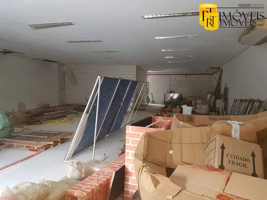 Foto 8 de Loja à venda e para alugar, 250m2 em Centro, Araruama - RJ