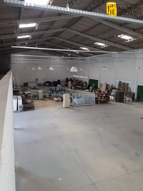 Foto 9 de Armazém / Galpão à venda e para alugar, 990m2 em Araruama - RJ