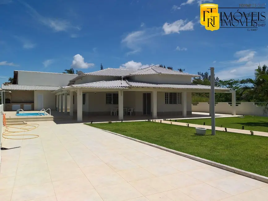 Foto 4 de Casa com 3 quartos à venda, 185m2 em Araruama - RJ