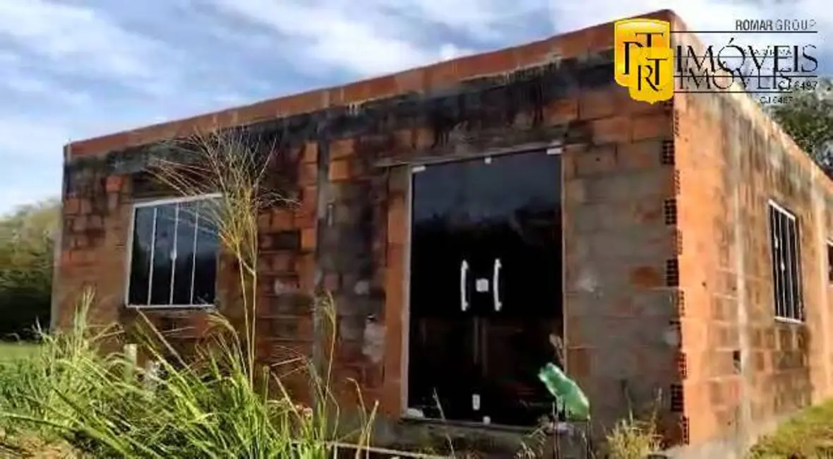 Foto 3 de Casa de Condomínio com 2 quartos à venda, 81m2 em Araruama - RJ