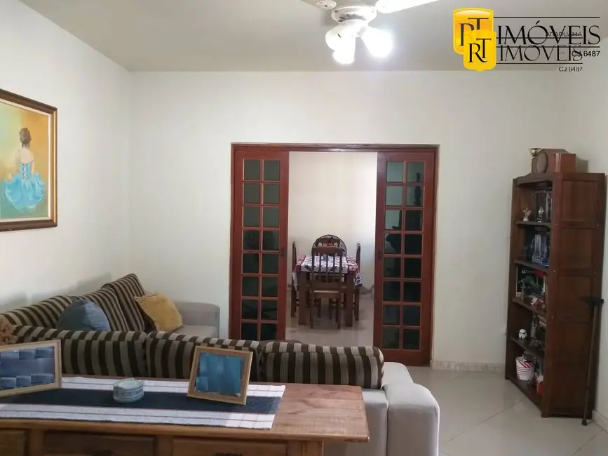 Foto 7 de Casa com 3 quartos à venda, 190m2 em Araruama - RJ