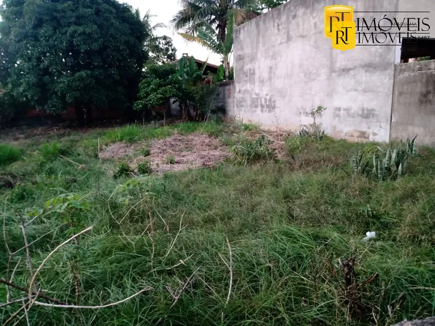 Foto 2 de Terreno / Lote à venda, 450m2 em Araruama - RJ