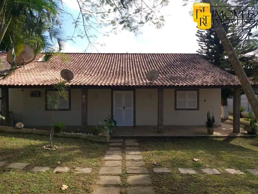 Foto 5 de Casa com 3 quartos à venda, 164m2 em Araruama - RJ