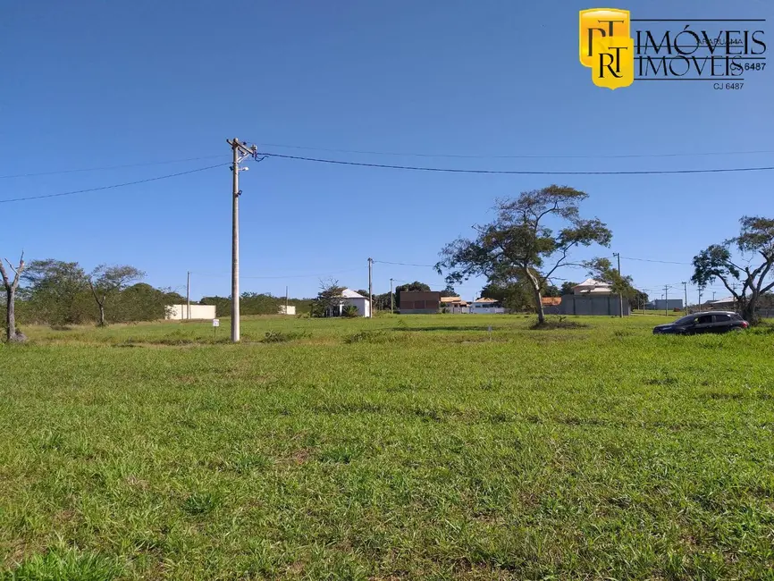 Foto 2 de Lote de Condomínio à venda, 318m2 em Araruama - RJ