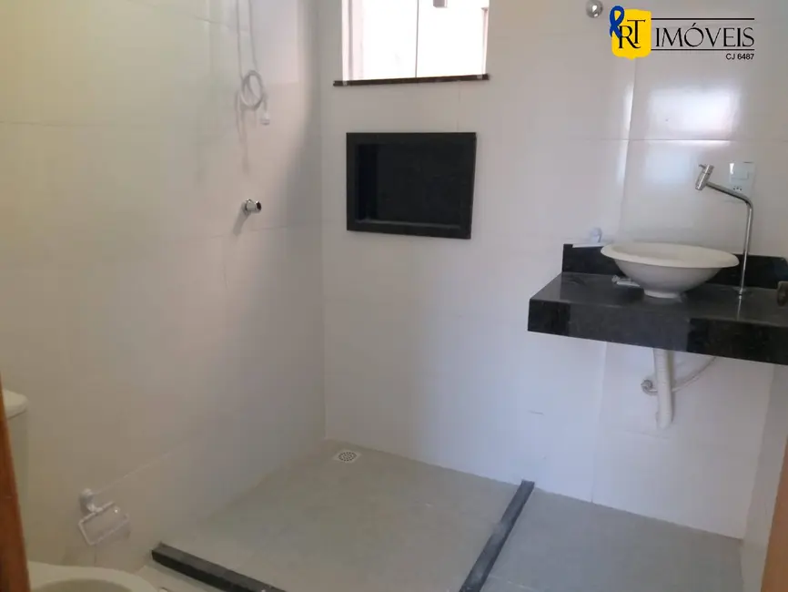 Casa com 3 quartos à venda, 100m2 em Araruama - RJ - imagem 7 Foto 7 de Casa com 3 quartos à venda, 100m2 em Araruama - RJ