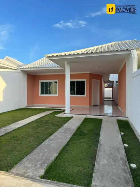 Foto 1 de Casa com 3 quartos à venda, 116m2 em Araruama - RJ