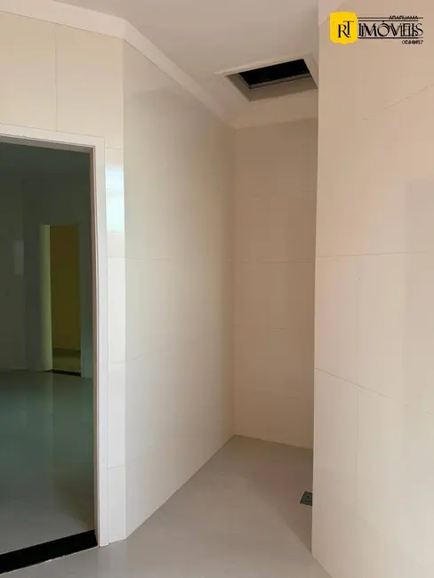 Casa com 3 quartos à venda, 116m2 em Araruama - RJ - imagem 5 Foto 5 de Casa com 3 quartos à venda, 116m2 em Araruama - RJ