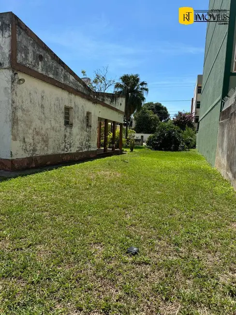 Foto 3 de Casa com 2 quartos à venda, 60m2 em Araruama - RJ