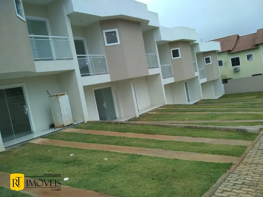 Foto 2 de Casa com 2 quartos à venda, 87m2 em Araruama - RJ