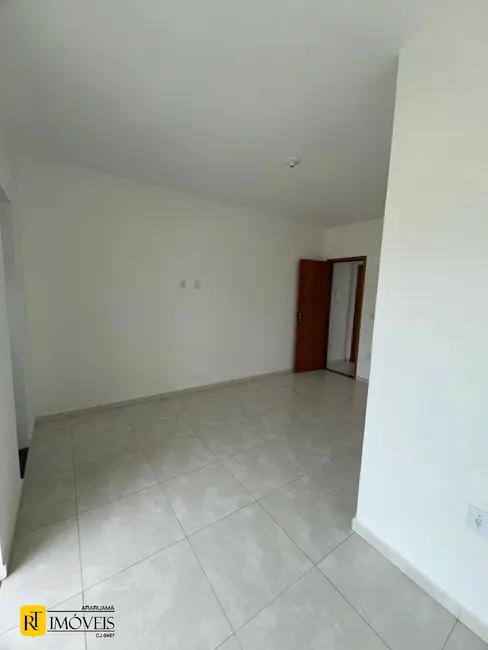 Foto 5 de Casa com 2 quartos à venda, 87m2 em Araruama - RJ