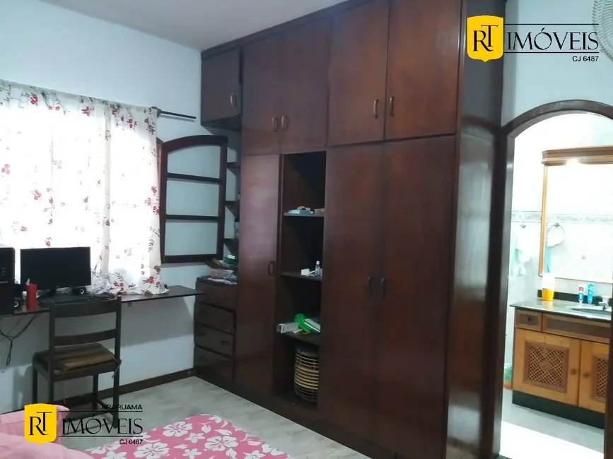 Foto 8 de Casa com 3 quartos à venda, 216m2 em Araruama - RJ
