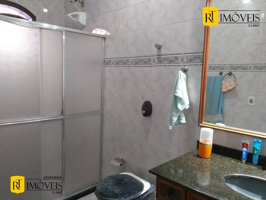 Foto 9 de Casa com 3 quartos à venda, 216m2 em Araruama - RJ
