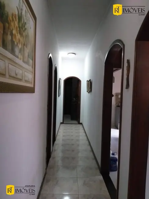 Foto 6 de Casa com 3 quartos à venda, 216m2 em Araruama - RJ