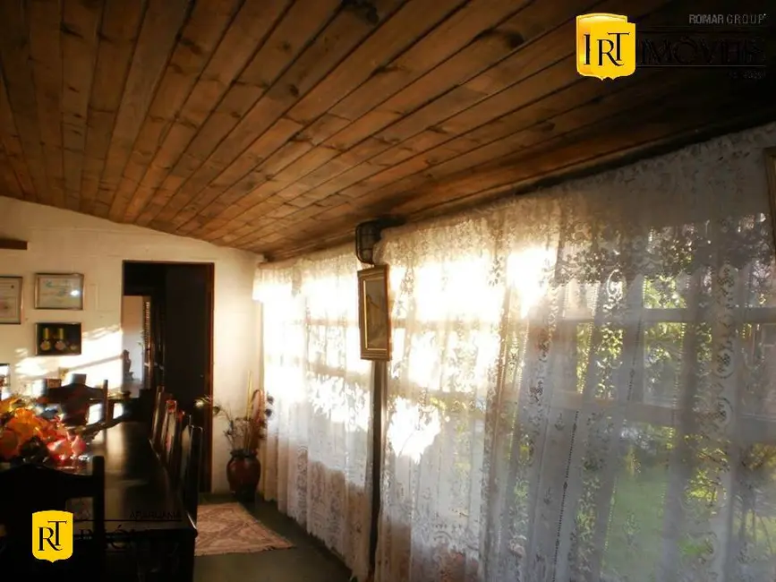 Foto 3 de Casa com 5 quartos à venda e para alugar, 182m2 em Araruama - RJ