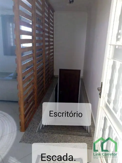 Casa com 3 quartos à venda, 226m2 em Parque Jambeiro, Campinas - SP - imagem 3 Foto 3 de Casa com 3 quartos à venda, 226m2 em Parque Jambeiro, Campinas - SP
