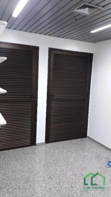 Sala Comercial para alugar, 242m2 em Cambuí, Campinas - SP - imagem 5 Foto 5 de Sala Comercial para alugar, 242m2 em Cambuí, Campinas - SP