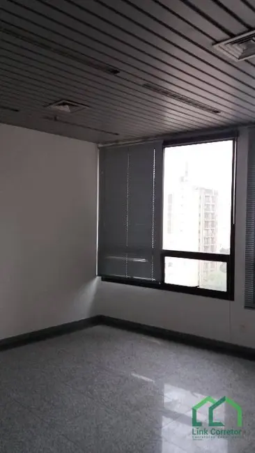 Sala Comercial para alugar, 242m2 em Cambuí, Campinas - SP - imagem 7 Foto 7 de Sala Comercial para alugar, 242m2 em Cambuí, Campinas - SP