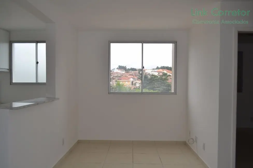 Foto 4 de Apartamento com 3 quartos para alugar, 58m2 em Jardim Nova Europa, Campinas - SP