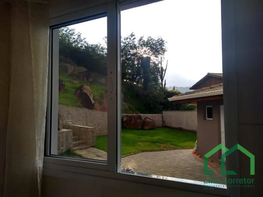 Casa de Condomínio com 3 quartos à venda, 1080m2 em Lopes, Valinhos - SP - imagem 8 Foto 8 de Casa de Condomínio com 3 quartos à venda, 1080m2 em Lopes, Valinhos - SP