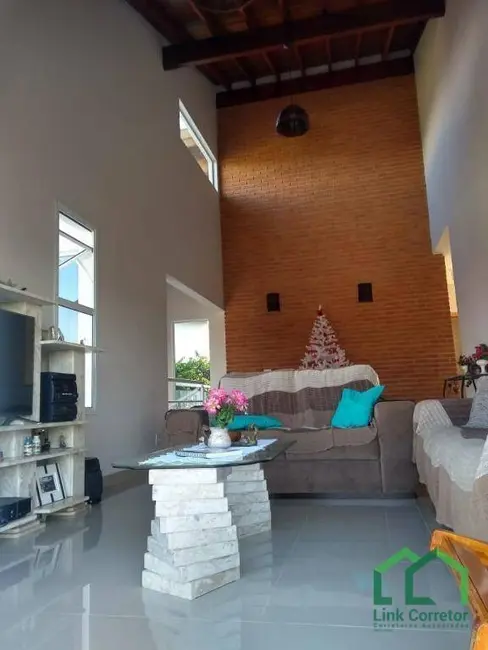 Foto 1 de Casa de Condomínio com 3 quartos à venda, 1080m2 em Lopes, Valinhos - SP