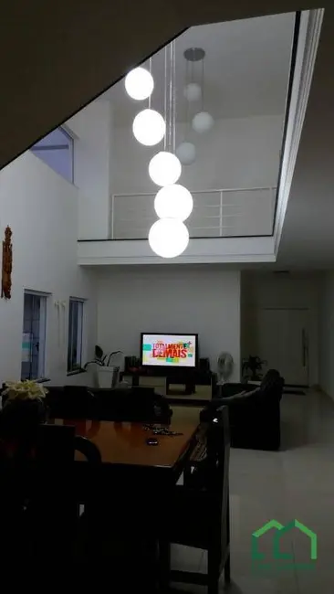 Casa de Condomínio com 5 quartos à venda, 533m2 em Parque Lausanne, Valinhos - SP - imagem 7 Foto 7 de Casa de Condomínio com 5 quartos à venda, 533m2 em Parque Lausanne, Valinhos - SP