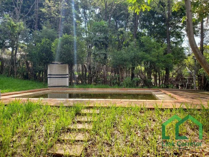 Chácara com 2 quartos à venda, 2280m2 em Chácaras São Bento, Valinhos - SP - imagem 4 Foto 4 de Chácara com 2 quartos à venda, 2280m2 em Chácaras São Bento, Valinhos - SP