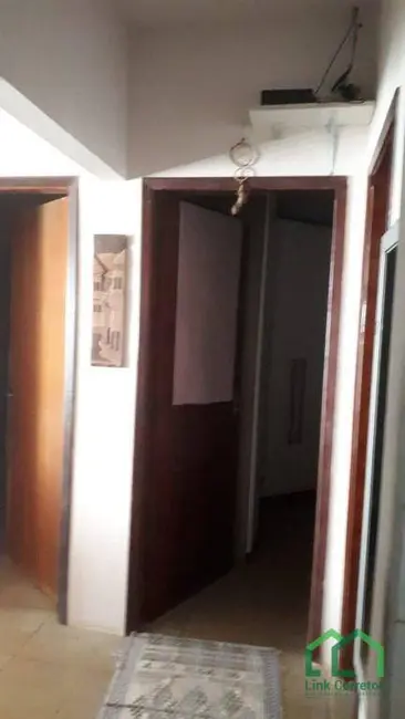 Chácara com 2 quartos à venda, 1268m2 em Chácaras São Bento, Valinhos - SP - imagem 9 Foto 9 de Chácara com 2 quartos à venda, 1268m2 em Chácaras São Bento, Valinhos - SP