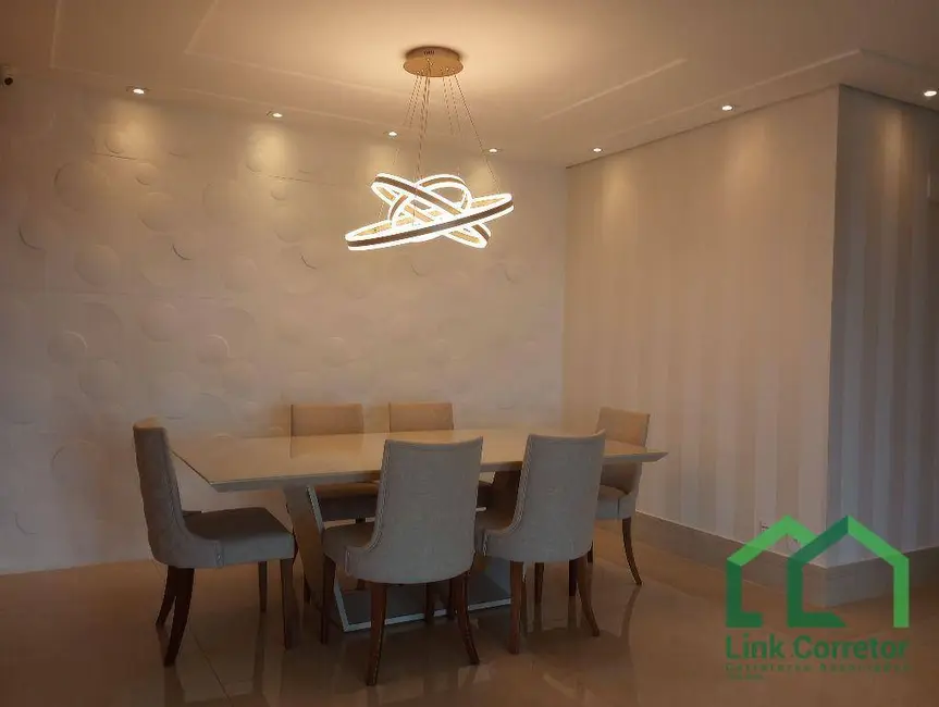Apartamento com 3 quartos à venda, 213m2 em Cambuí, Campinas - SP - imagem 5 Foto 5 de Apartamento com 3 quartos à venda, 213m2 em Cambuí, Campinas - SP