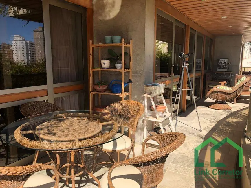 Foto 17 de Apartamento à venda, 670m2 em Cambuí, Campinas - SP