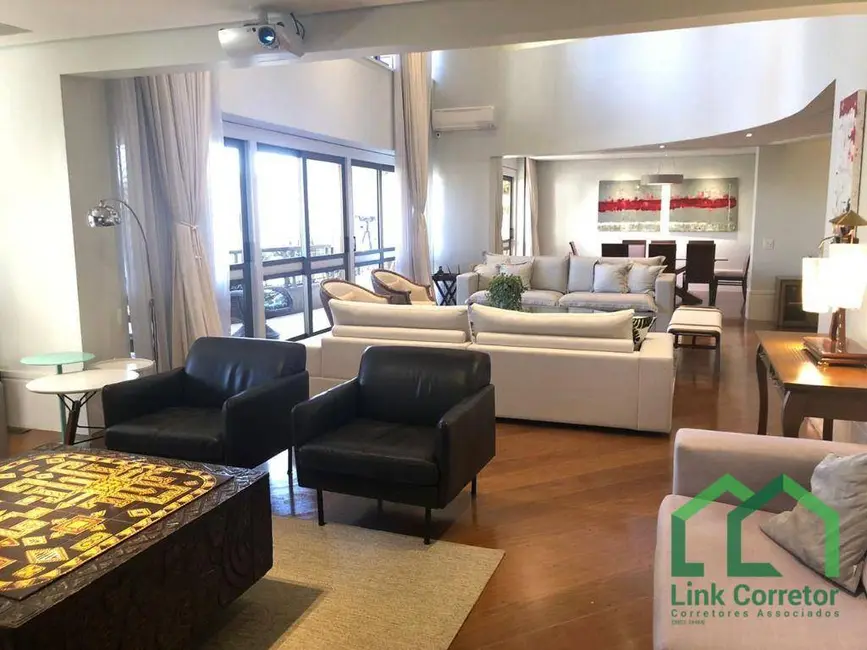Foto 11 de Apartamento à venda, 670m2 em Cambuí, Campinas - SP