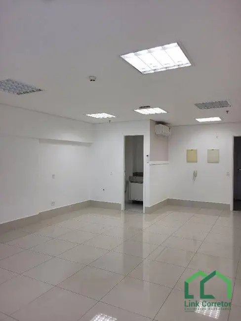 Sala Comercial para alugar, 39m2 em Vila Itapura, Campinas - SP - imagem 4 Foto 4 de Sala Comercial para alugar, 39m2 em Vila Itapura, Campinas - SP