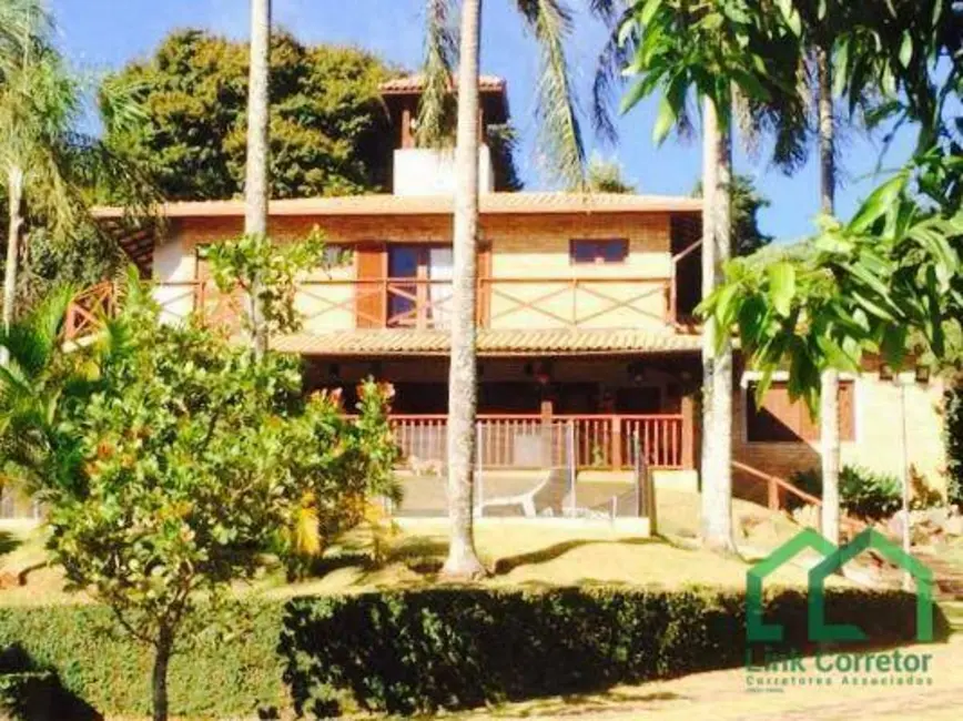 Chácara com 4 quartos para alugar, 1980m2 em Lopes, Valinhos - SP - imagem 2 Foto 2 de Chácara com 4 quartos para alugar, 1980m2 em Lopes, Valinhos - SP