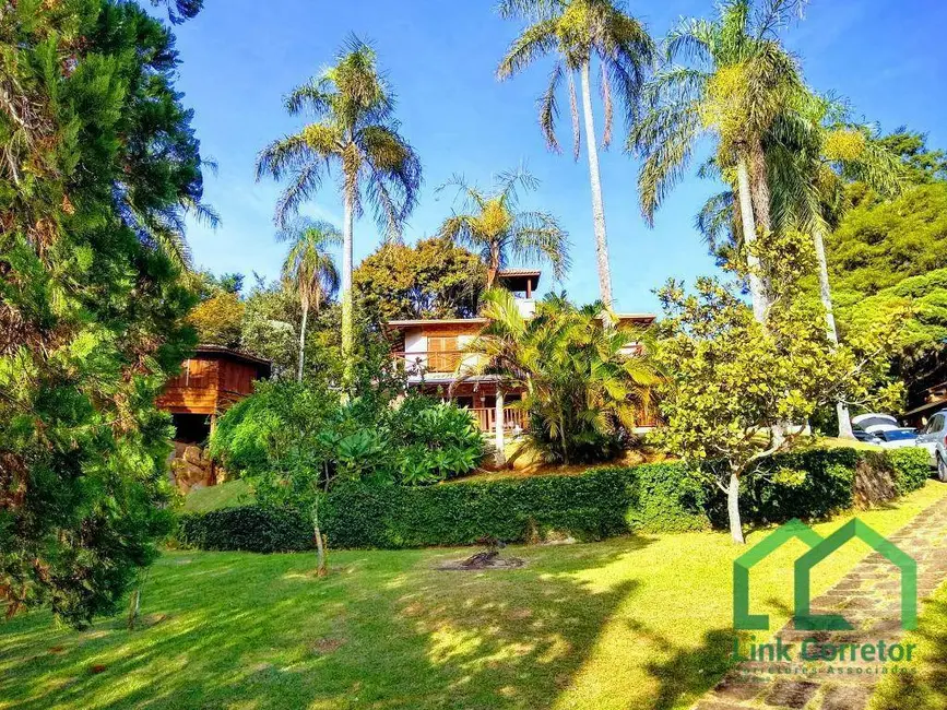 Chácara com 4 quartos para alugar, 1980m2 em Lopes, Valinhos - SP - imagem 1 Foto 1 de Chácara com 4 quartos para alugar, 1980m2 em Lopes, Valinhos - SP