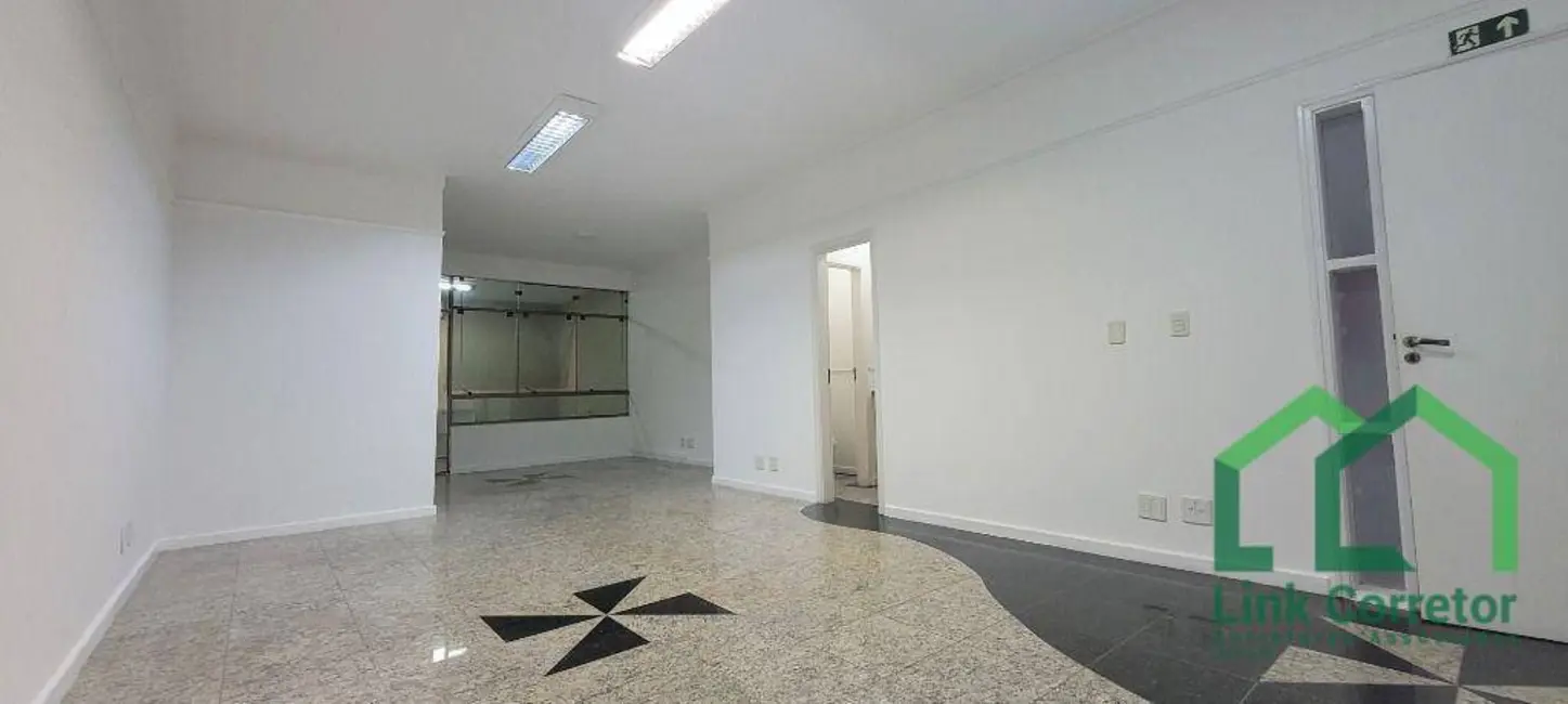 Sala Comercial à venda e para alugar, 50m2 em Cambuí, Campinas - SP - imagem 3 Foto 3 de Sala Comercial à venda e para alugar, 50m2 em Cambuí, Campinas - SP