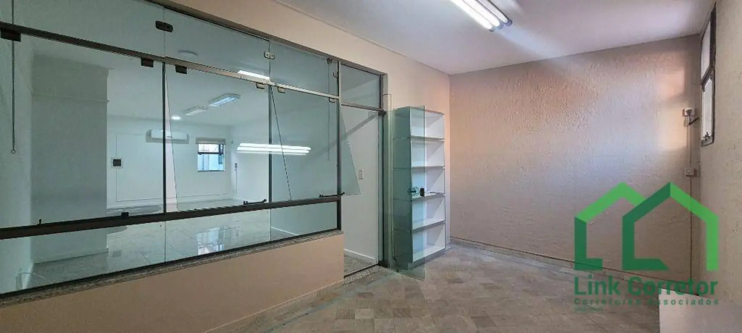 Sala Comercial à venda e para alugar, 50m2 em Cambuí, Campinas - SP - imagem 8 Foto 8 de Sala Comercial à venda e para alugar, 50m2 em Cambuí, Campinas - SP